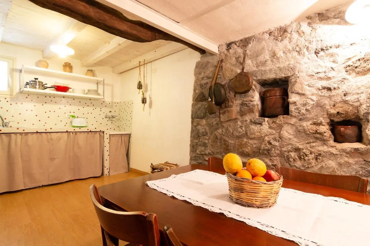 Casanatura Appartement Francavilla di Sicilia Italië